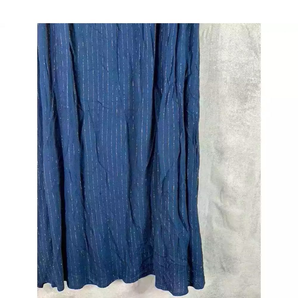 Elegant Blue Women's Dress - Picture 4 of 15